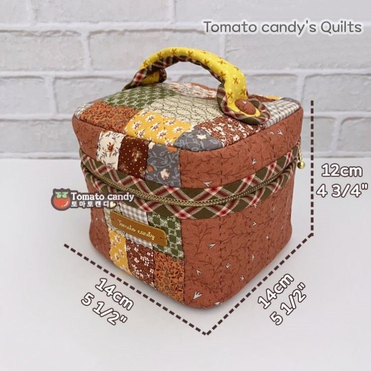 No.068 Square big pouch with zipper, Hand Sewing Pattern Only, YouTube Tutorial, No Written Instructions, Instant Download PDF.