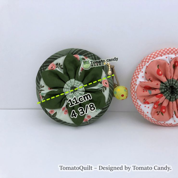 No.138 Round flower coin purse, Hand Sewing Pattern Only, YouTube Tutorial, No Written Instructions, Instant Download PDF.