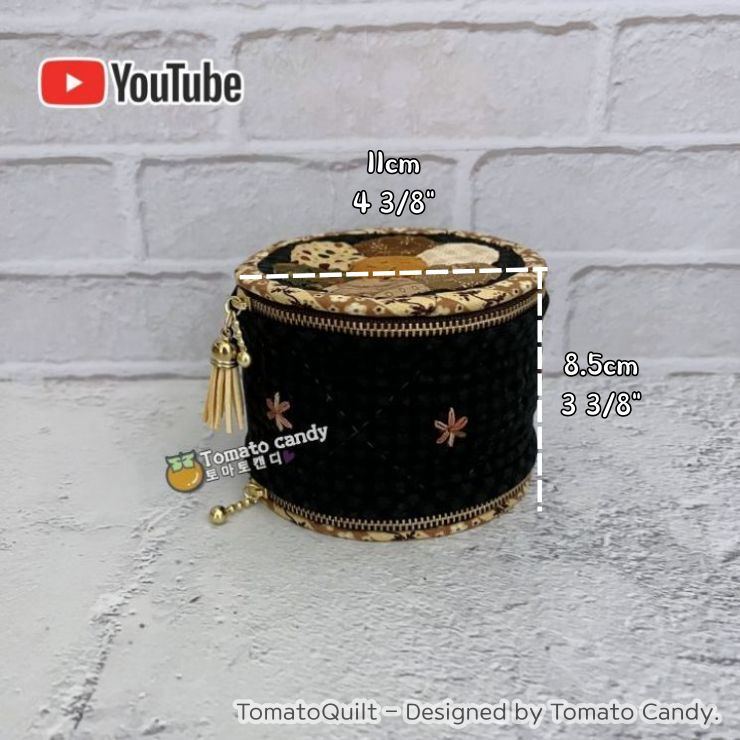 No.192 Double sided zip round pouch. Hand Sewing Pattern Only, YouTube Tutorial, No Written Instructions, Instant Download PDF. Dresden