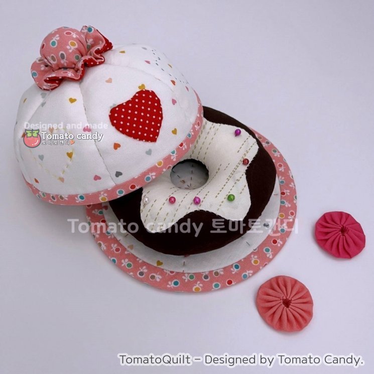 No.165 Doughnut Pin cushion. Hand Sewing Pattern Only, YouTube Tutorial, No Written Instructions, Instant Download PDF.