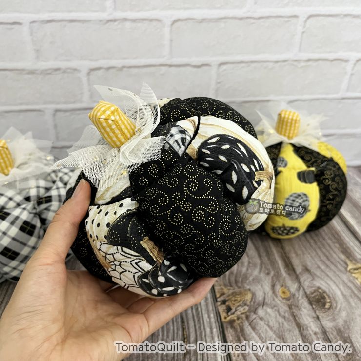 No.219 Pumpkin basket with a lid. Hand Sewing Pattern Only, YouTube Tutorial, No Written Instructions, Instant Download PDF.