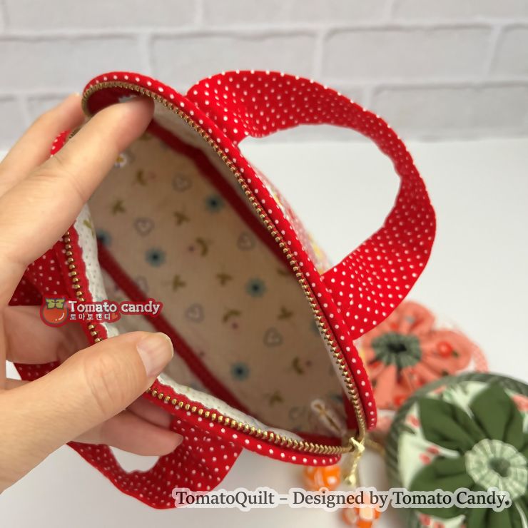 No.135 Triangle patchwork square pouch, Hand Sewing Pattern Only, YouTube Tutorial, No Written Instructions, Instant Download PDF.