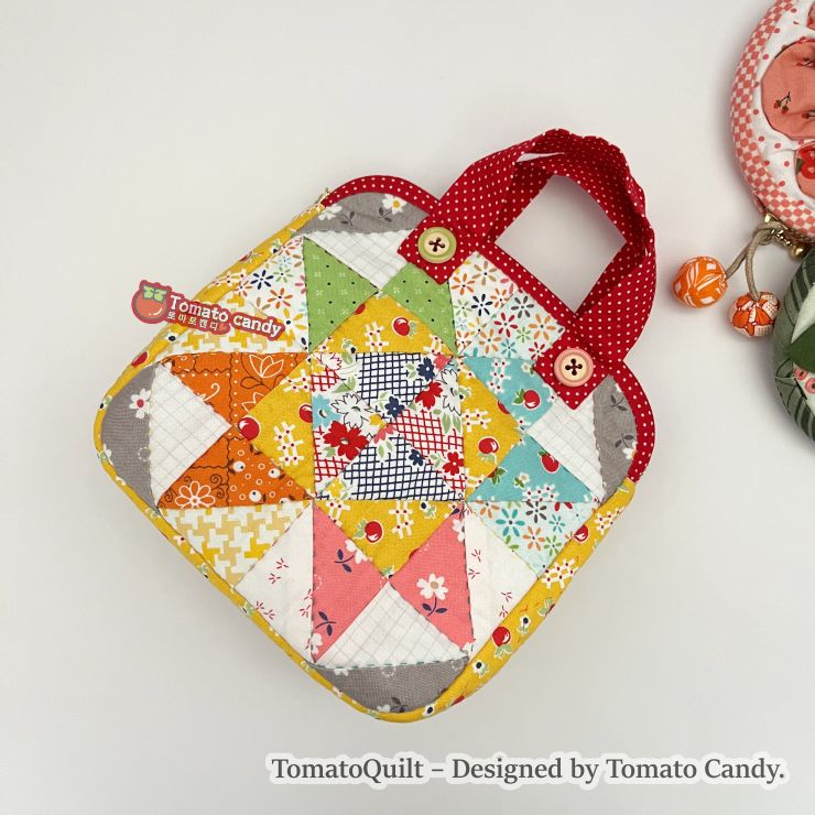 No.135 Triangle patchwork square pouch, Hand Sewing Pattern Only, YouTube Tutorial, No Written Instructions, Instant Download PDF.