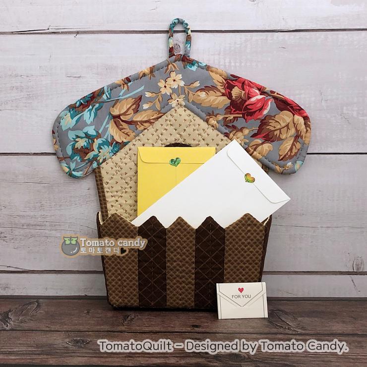 No.146 Cabin-shaped wall-mounted mail organizer,  Hand Sewing Pattern Only, YouTube Tutorial, No Written Instructions, Instant Download PDF.