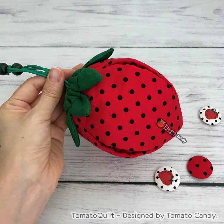 No.153 Strawberry Pouch PDF pattern. Hand Sewing Pattern Only, YouTube Tutorial, No Written Instructions.