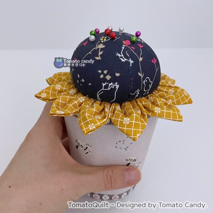 No.168 Accessory Holder & Pin Cushion. Hand Sewing Pattern Only, YouTube Tutorial, No Written Instructions, Instant Download PDF.