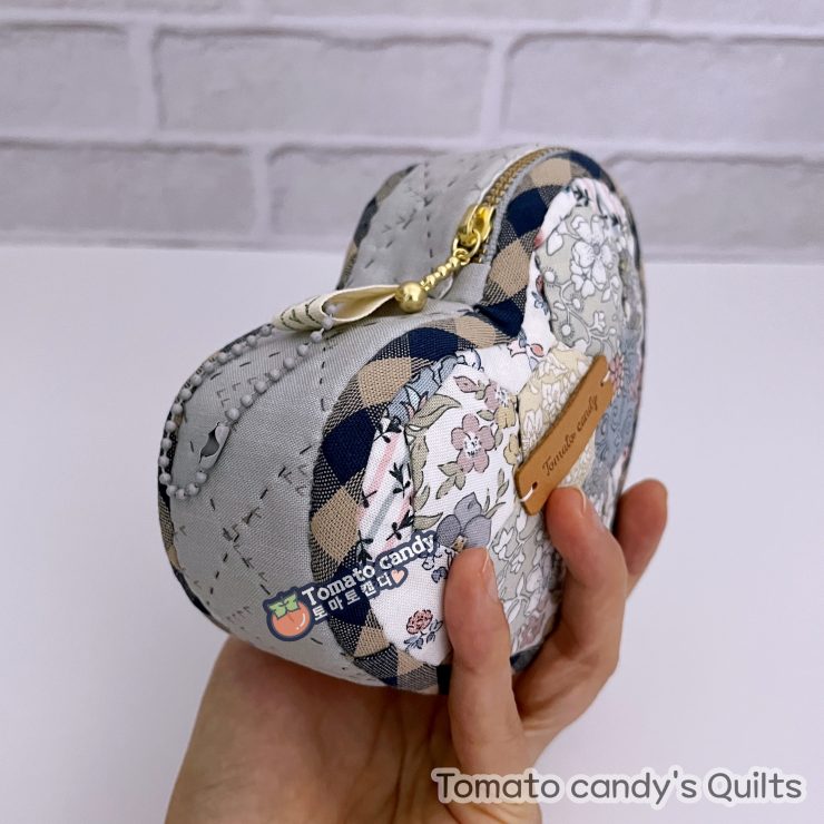 No.220 Hexagon Patchwork Heart Pouch, Hand Sewing Pattern Only, YouTube Tutorial, No Written Instructions, Instant Download PDF.