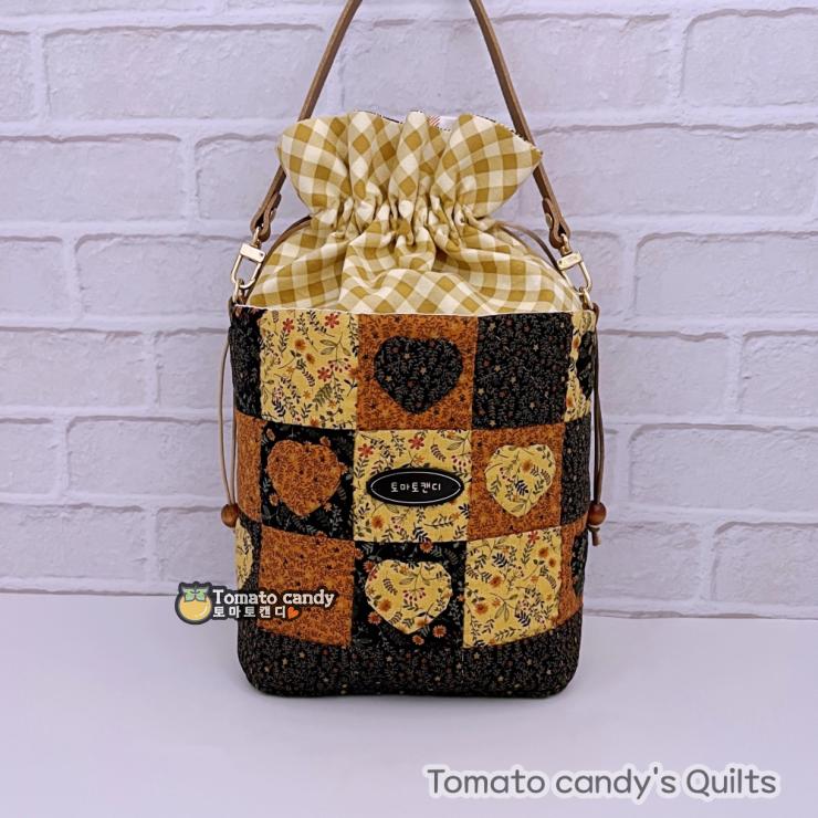 No.222 Heart Applique Tote Bag & Inset Bucket Bag, Hand Sewing Pattern Only, YouTube Tutorial, No Written Instructions.