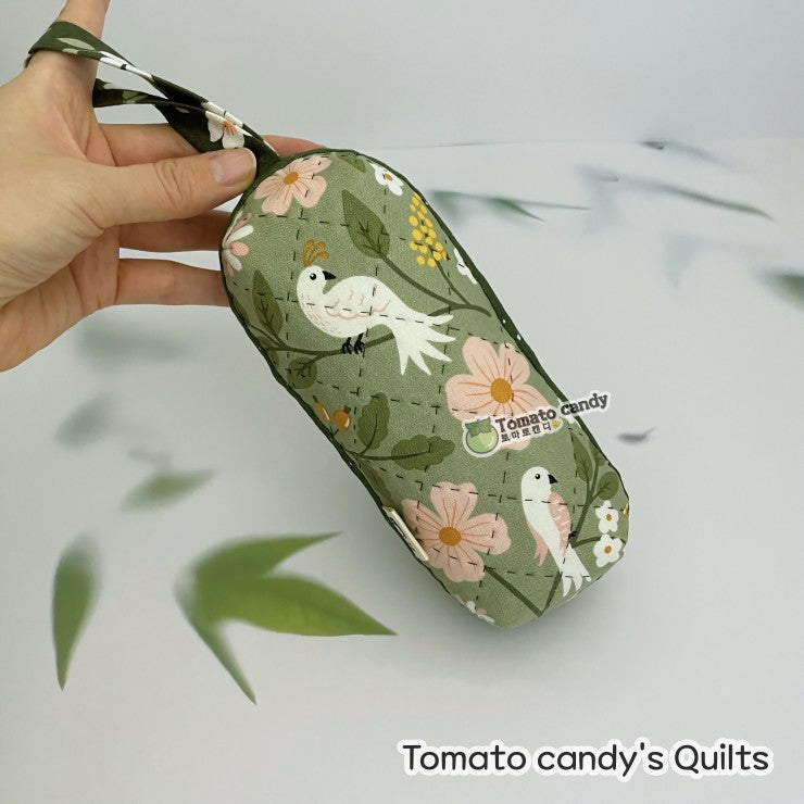 No.246 Oval zipper pouch. Hand Sewing Pattern Only, YouTube Tutorial, No Written Instructions, Instant Download PDF.