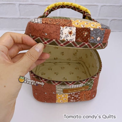 No.068 Square big pouch with zipper,  Hand Sewing Pattern Only, YouTube Tutorial, No Written Instructions, Instant Download PDF.