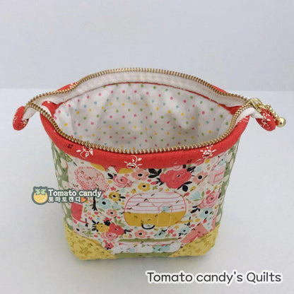 No.150 Magic small pouch, Drawstring zipper, Hand Sewing Pattern Only, YouTube Tutorial, No Written Instructions, Instant Download PDF.